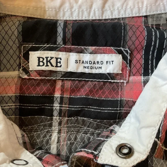 Men’s  BKE Standard Fit Snap Front Short Sleeve Western Shirt Size Medium - Picture 3 of 7